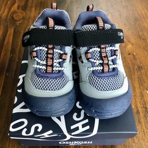 Oshkosh Toddler Boy shoes